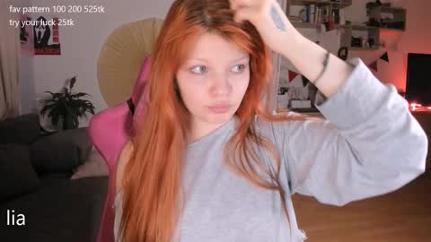 my name is Lia online show from December 16, 10:37 pm