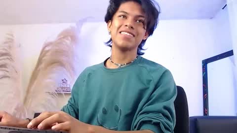 Snapshot of dreyk20 chatting on September 20, 3:35 pm Dreyk online show from September 20, 3:35 pm