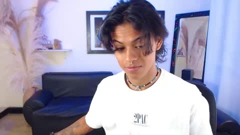 Snapshot of dreyk20 chatting on September 25, 2:32 pm Dreyk online show from September 25, 2:32 pm