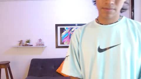 Snapshot of dreyk20 chatting on October 27, 2:32 pm Dreyk online show from October 27, 2:32 pm