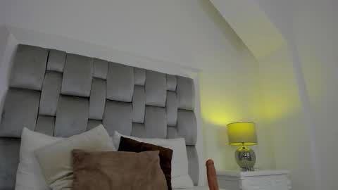 Snapshot of drinklau18 chatting on November 26, 7:37 pm drinklau18 online show from November 26, 7:37 pm