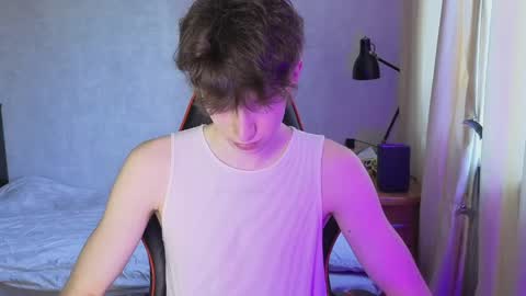 Snapshot of drinklinov chatting on March 7, 2:14 pm Mark online show from March 7, 2:14 pm