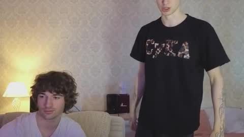 Snapshot of drinklinov chatting on March 20, 3:06 pm Mark online show from March 20, 3:06 pm