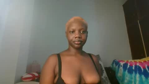 Snapshot of drip_doll_ chatting on November 16, 5:07 pm Kimberly online show from November 16, 5:07 pm