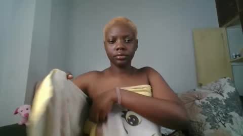 Snapshot of drip_doll_ chatting on November 21, 11:42 am Kimberly online show from November 21, 11:42 am