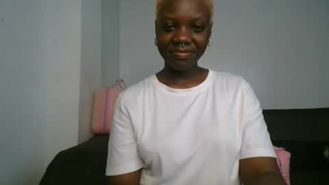 Snapshot of drip_doll_ chatting on November 23, 3:56 pm Kimberly online show from November 23, 3:56 pm