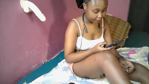 Snapshot of drip_swt chatting on February 1, 9:41 am drip_swt online show from February 1, 9:41 am