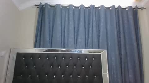 Snapshot of drippingqueenxoxo chatting on March 1, 7:21 am drippingqueenxoxo online show from March 1, 7:21 am