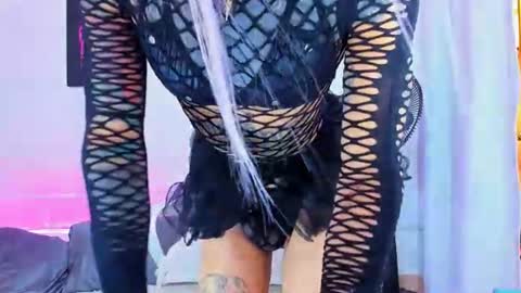 drippyorlove online show from July 10, 8:22 pm