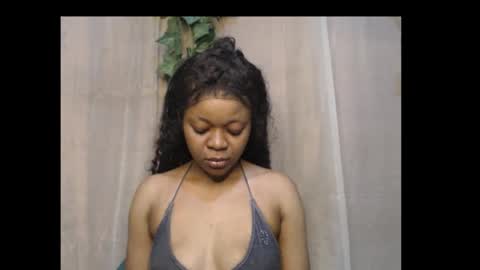 linda online show from November 2, 10:23 pm