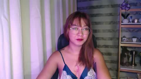 Snapshot of drive_you_crazy_xx chatting on February 16, 11:17 am drive_you_crazy_xx online show from February 16, 11:17 am