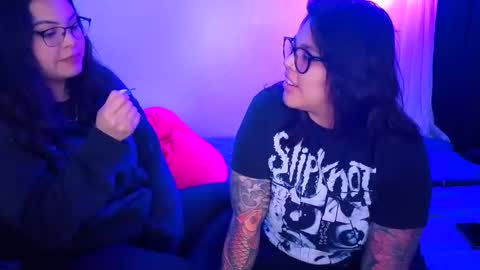 Snapshot of drizzypeach602 chatting on February 22, 4:46 am Drizzypeach602 online show from February 22, 4:46 am