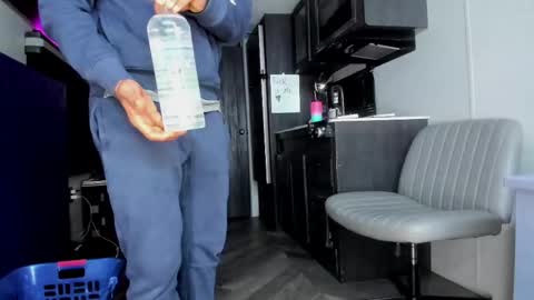 DirtyDrizzy online show from March 3, 1:34 am