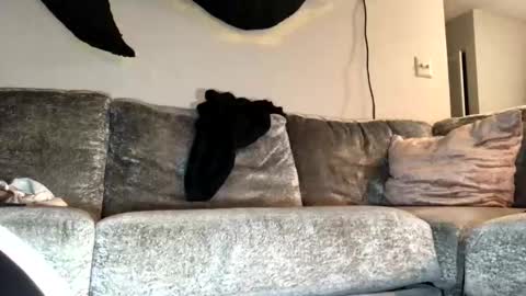 2xTheTrouble online show from November 24, 11:43 am