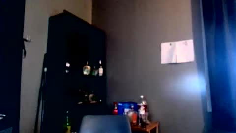 Snapshot of drogoloko233 chatting on January 13, 3:12 am drogo lpkp online show from January 13, 3:12 am