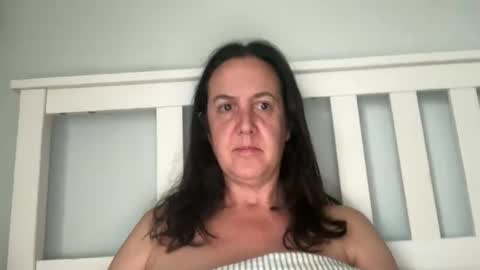Snapshot of drresa chatting on April 16, 4:46 am Dr. Resa online show from April 16, 4:46 am
