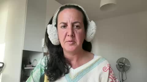 Snapshot of drresa chatting on May 24, 4:34 pm Dr. Resa online show from May 24, 4:34 pm