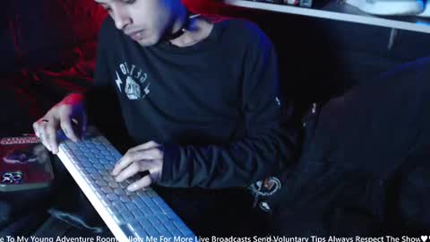 Snapshot of drumcore_01 chatting on January 18, 11:33 pm Drum-Core online show from January 18, 11:33 pm