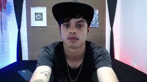 Snapshot of drumcore_01 chatting on November 26, 7:04 pm Drum-Core online show from November 26, 7:04 pm