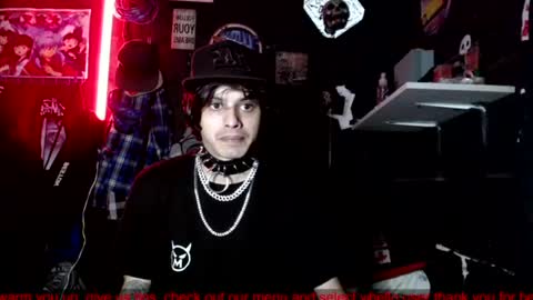 Snapshot of drumcore_01 chatting on June 10, 12:22 am Drum-Core online show from June 10, 12:22 am