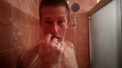 drummerboy72 online show from September 15, 12:05 pm