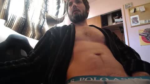 Snapshot of dstructo chatting on December 17, 9:32 pm D online show from December 17, 9:32 pm