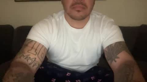 Snapshot of dtfandrecord chatting on February 17, 8:11 am dtfandrecord online show from February 17, 8:11 am