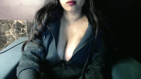 Dua online show from February 18, 6:48 pm