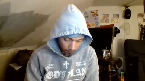 Snapshot of dubz07 chatting on July 19, 3:43 am dubz07 online show from July 19, 3:43 am
