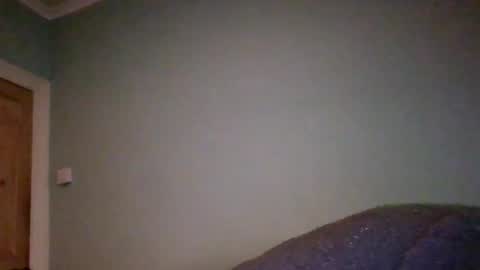 Snapshot of dude106954 chatting on March 7, 5:04 am dude106954 online show from March 7, 5:04 am