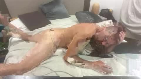 Dude online show from February 4, 6:58 pm