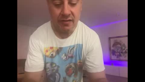 Snapshot of dudebrocuz69 chatting on February 26, 4:50 pm Dude online show from February 26, 4:50 pm