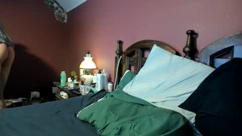 Snapshot of dug38 chatting on February 26, 6:07 pm Doug online show from February 26, 6:07 pm