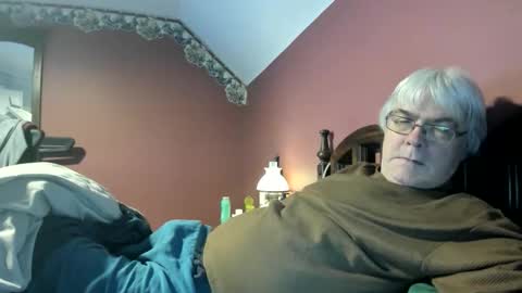 Snapshot of dug38 chatting on March 2, 2:35 pm Doug online show from March 2, 2:35 pm