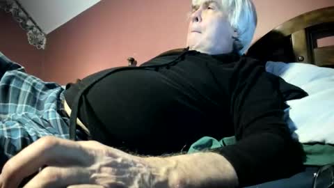 Snapshot of dug38 chatting on March 11, 10:21 am Doug online show from March 11, 10:21 am