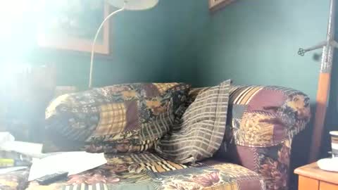 Snapshot of dug38 chatting on March 20, 6:24 pm Doug online show from March 20, 6:24 pm