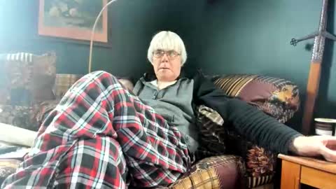 Snapshot of dug38 chatting on March 21, 5:16 pm Doug online show from March 21, 5:16 pm