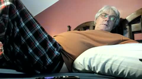 Snapshot of dug38 chatting on March 26, 2:50 am Doug online show from March 26, 2:50 am