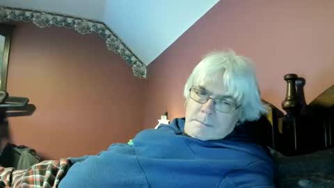 Snapshot of dug38 chatting on April 13, 1:27 pm Doug online show from April 13, 1:27 pm