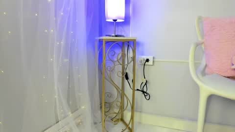 dulce__fiore07 online show from July 6, 12:02 pm