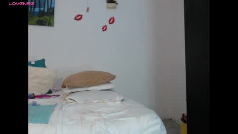 Anita online show from December 9, 11:47 am