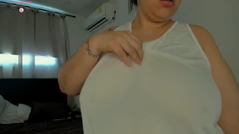 dulce brithany online show from March 22, 8:45 pm