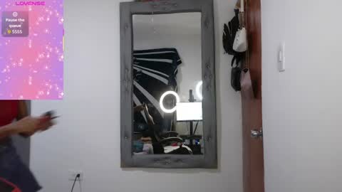 Snapshot of dulce_camx chatting on June 21, 4:15 am dulce_camx online show from June 21, 4:15 am