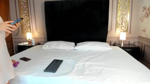 Snapshot of dulce_girls chatting on March 23, 11:36 am Dulce online show from March 23, 11:36 am