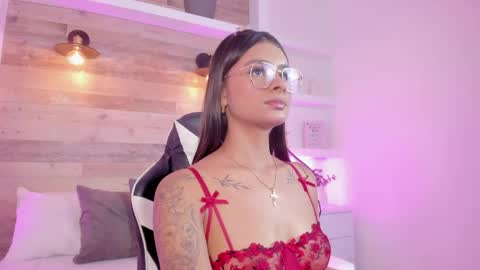 D U L C E online show from May 13, 3:04 am