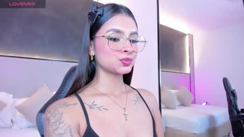 D U L C E online show from June 10, 7:46 pm