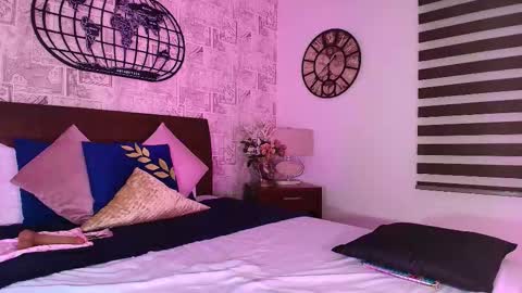 Snapshot of dulce_harmonny chatting on December 2, 11:59 am DULCE online show from December 2, 11:59 am