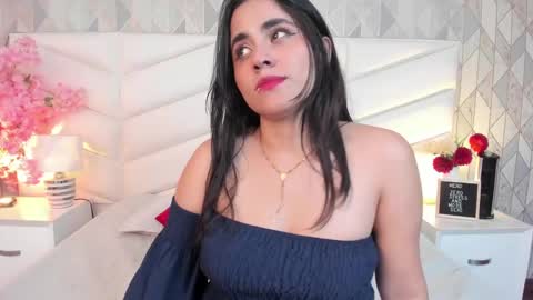    Monday 5-2 am From Tuesday to Friday5-1 am Colombia time online show from December 6, 10:30 pm