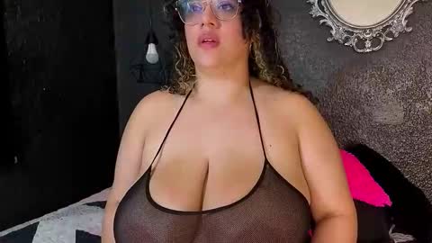 Snapshot of dulce_lf chatting on February 15, 3:20 pm DULCE LF online show from February 15, 3:20 pm