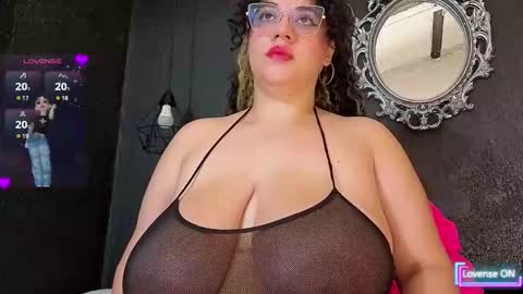 Snapshot of dulce_lf chatting on February 22, 2:04 pm DULCE LF online show from February 22, 2:04 pm